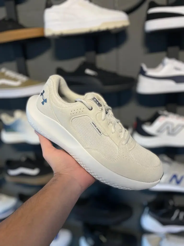 Calzado Under Armor UA Essential Sportstyle