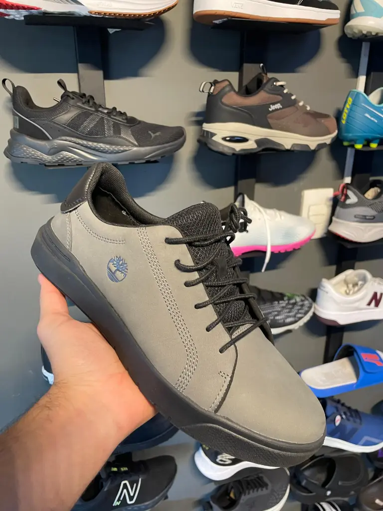 Calzado Timberland color gris