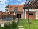 🏡✨ EN VENTA – HERMOSA CASA EN LUQUE, CAÑADA GARAY ✨🏡