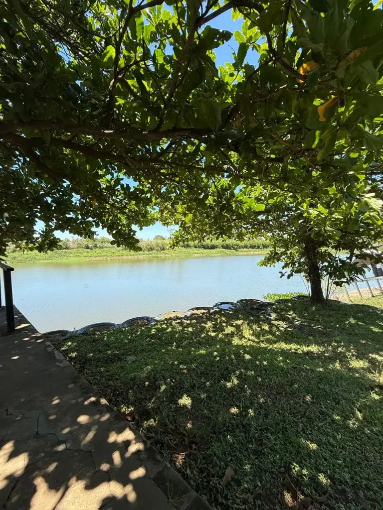 EN VENTA HERMOSA CASA QUINTA. TERRENO DE 4.720 M2 SOBRE EL RIACHO SAN FRANCISCO