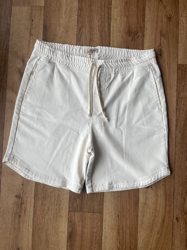 Short blanco cero grado