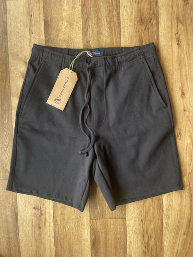 Short negro cero grado